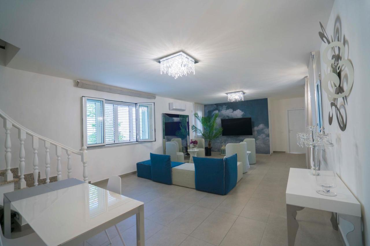 Le Agave Exclusive B&B Carini Extérieur photo